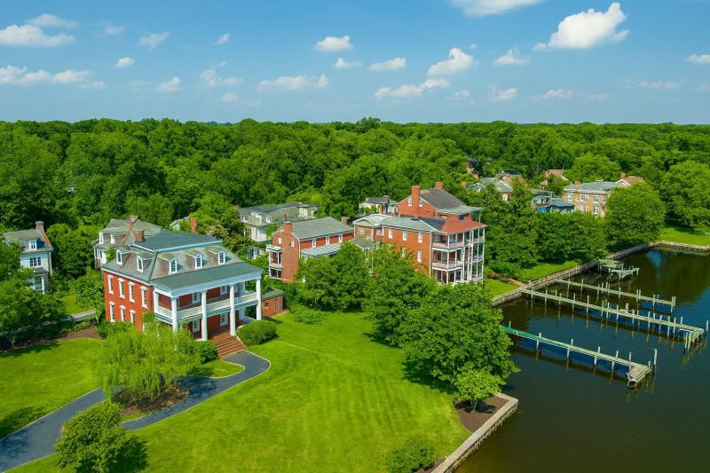 Local Pool Algae Removal in Chestertown, MD