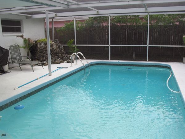 Screened Pool Repair